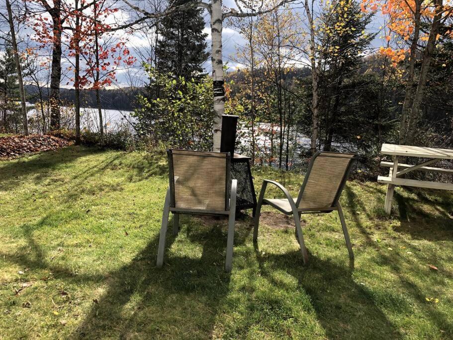 Chalet Au Bord Du St-Maurice La Tuque Exterior photo
